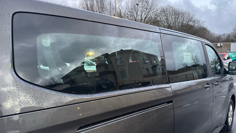 Ford Tourneo Custom 320 L2 Diesel Fwd 2.0 EcoBlue 136ps H1 Zetec 8 seater Auto